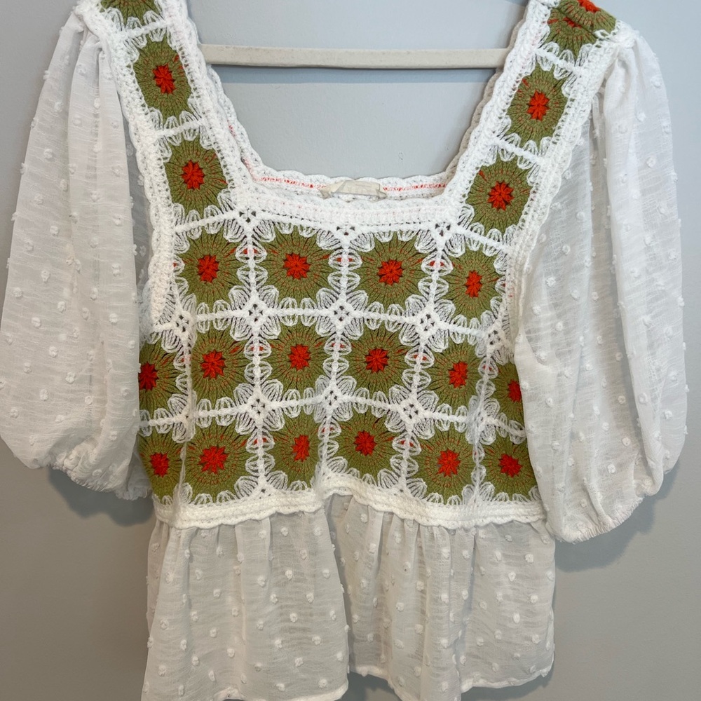 Illa Illa Boho Floral Crochet Knit Puff Sleeve Top - Size Small